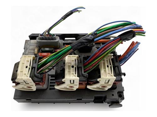Used Fuse box Fuse box 39376738 39376738
