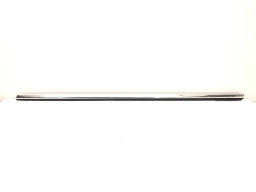 door-moulding-trim-ford-focus-iii-turnier-2010-2011-2012-2013-2014-2015-2016-2017-2018-2019-2020-39274540 main image