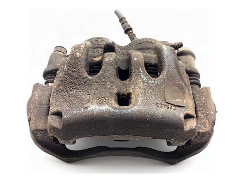 Used Left front brake caliper Left front brake caliper MERCEDES-BENZ SPRINTER 3,5-t Van (B907, B910) eSPRINTER (910.633) (116 hp) 40522429 40522429