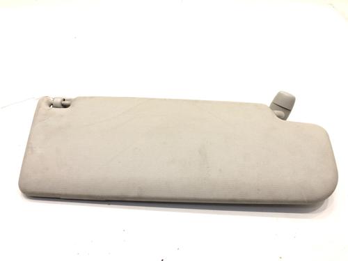 Used Left sun visor Left sun visor 39280372 39280372