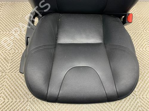 Right front seat VOLVO V40 Hatchback (525) D2 | BP39388693C16 - Image 3