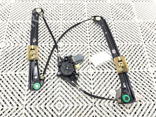 Used Front right window mechanism Front right window mechanism VW GOLF VII (5G1, BQ1, BE1, BE2) 1.2 TSI (105 hp) 39289295 39289295