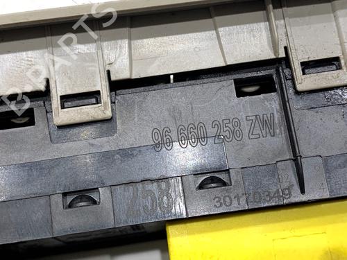 Switch CITROËN C5 III (RD_) 2.0 HDi 140 (RDRHF8, RDRHFA, RDRHA8, RDRHAJ) | BP39344454I30 - Image 4