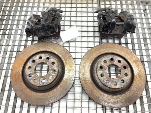 left-rear-brake-caliper-seat-leon-5f1-2012-2013-2014-2015-2016-2017-2018-2019-2020-2021-39338341 main image