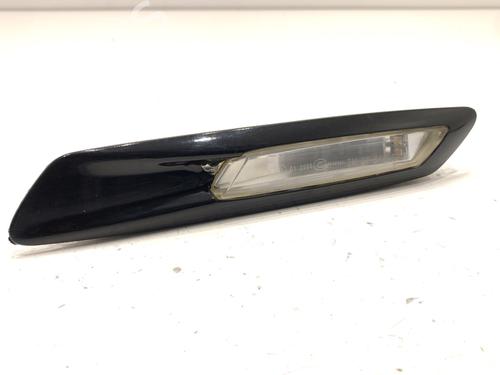 Used Right front indicator Right front indicator 39325794 39325794
