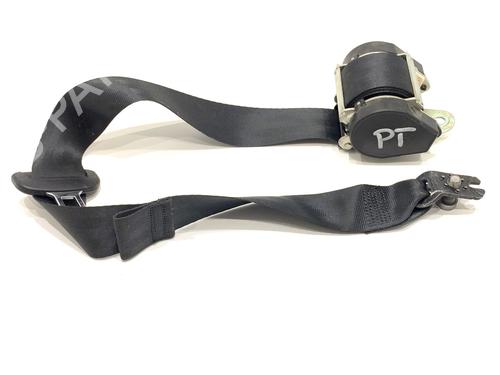 rear-right-seatbelt-vw-golf-vii-variant-ba5-bv5-2013-2014-2015-2016-2017-2018-2019-2020-2021-2022-39353445 main image