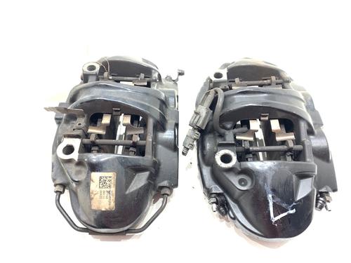 Left front brake caliper ALFA ROMEO STELVIO (949_) 2.0 Q4 (949.AXA2A) | BP39312163M105 - Image 2