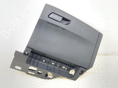 guantera-audi-a4-b9-8w2-8wc-2015-39301793 main image