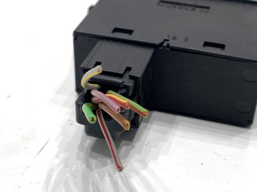 Switch BMW 3 Compact (E36) 316 i | BP39333623I30 - Image 4