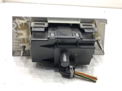 Headlight switch BMW 3 Touring (E91) 330 d xDrive | BP39361417I24 - Image 2