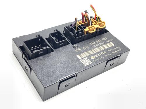 Electronic module VW PASSAT B7 Variant (365) 2.0 TDI | BP39308766M83 - Image 2