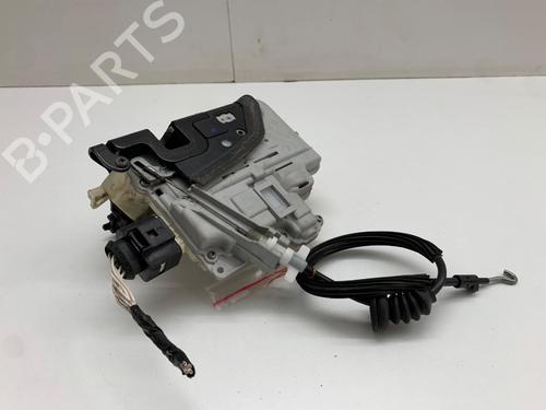 Front left lock VW PASSAT B7 (362) 2.0 TDI | BP39354543C98 - Image 2