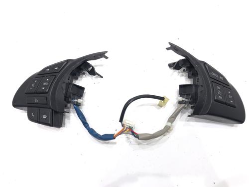 Used Steering wheel controls Steering wheel controls 39283730 39283730