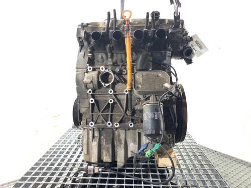 engine-audi-a4-b6-8e2-2000-2001-2002-2003-2004-2005-39318862 main image