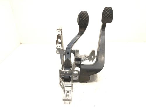 pedal-audi-a4-b6-avant-8e5-2000-2001-2002-2003-2004-2005-39277655 main image