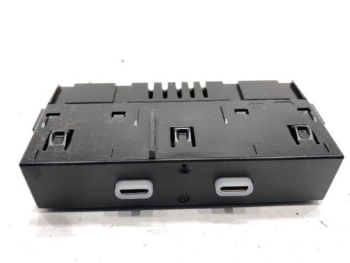 Used Electronic module Electronic module SKODA OCTAVIA IV (NX3, NN3, PV3) 2.0 TSI 4x4 (190 hp) 39338288 39338288