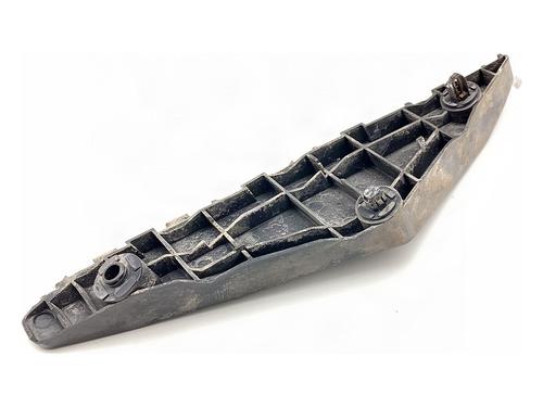 Used Front bumper bracket Front bumper bracket TOYOTA AVENSIS Estate (_T27_) 2.2 D-4D (ADT271_, ADT271R) (150 hp) 39371726 39371726