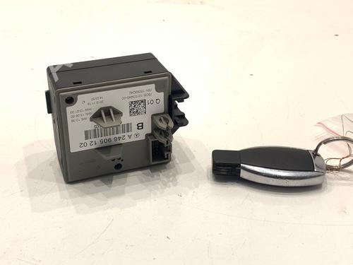 Switch MERCEDES-BENZ A-CLASS (W176) A 180 (176.042) | BP39359347I30 - Image 2