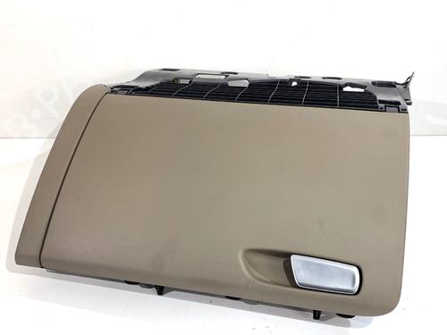 Used Glove box Glove box 39320502 39320502