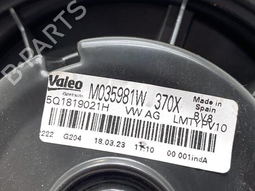 Heater blower motor VW T-ROC (A11, D11) 1.5 TSI | BP39344298M62 - Image 4