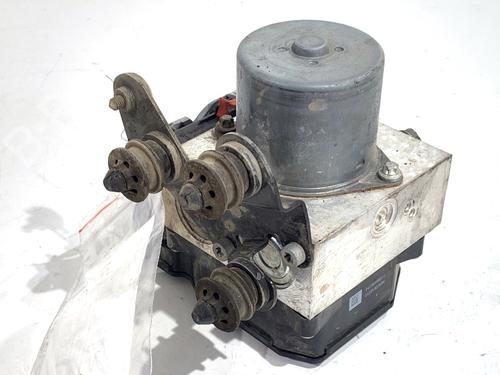 ABS pump VW CC B7 (358) 2.0 TFSI | BP39305468M43 - Image 2