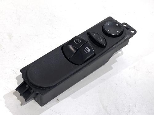 switch-vw-crafter-30-35-bus-2e_-2006-2007-2008-2009-2010-2011-2012-2013-2014-2015-2016-39311913 main image