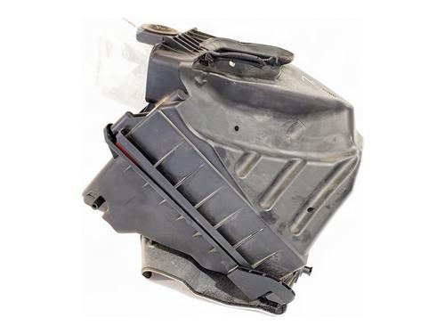 Used Air filter box Air filter box 39373190 39373190