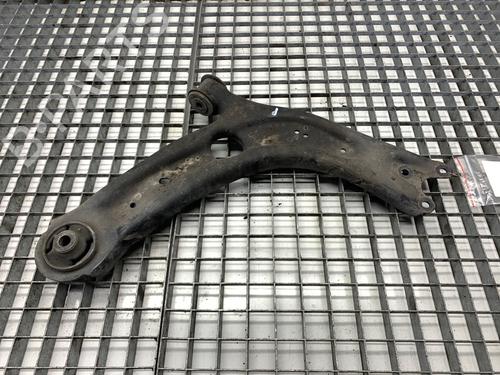 Used Right front suspension arm Right front suspension arm 39327838 39327838