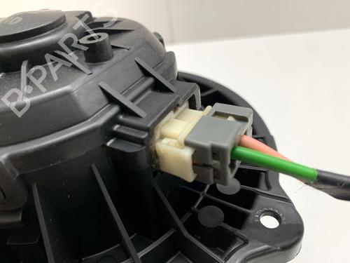 Heater blower motor KIA CEE'D (JD) 1.6 CRDi 128 | BP39360605M62 - Image 4