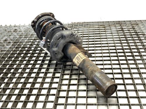 Left front shock absorber VW EOS (1F7, 1F8) 2.0 TDI | BP39898215M16 - Image 2