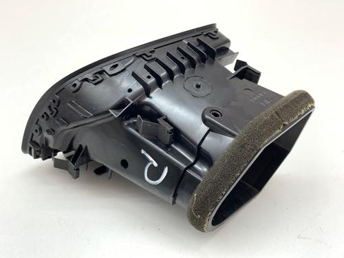 Air vent AUDI A4 B8 (8K2) 1.8 TFSI | BP39363811I21 - Image 2