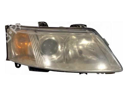 Used Right headlight Right headlight SAAB 9-3 (YS3F, E79, D79, D75) 1.9 TiD (120 hp) 40001680 40001680