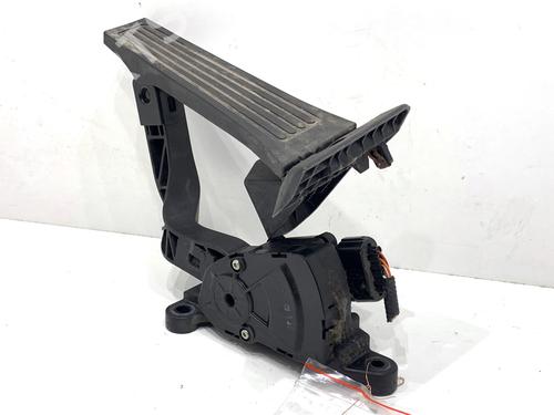 Used Pedal Pedal HYUNDAI ix35 (LM, EL, ELH) 2.0 CRDi 4WD (184 hp) 39324780 39324780