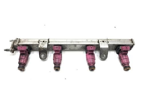 Used Injection rail Injection rail 39318597 39318597