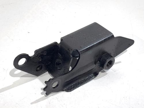 Used Gearbox mount Gearbox mount 39310179 39310179