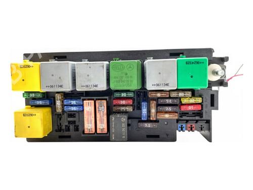 Used Fuse box Fuse box MERCEDES-BENZ GL-CLASS (X164) GL 320 CDI 4-matic (164.822) (224 hp) 40489194 40489194