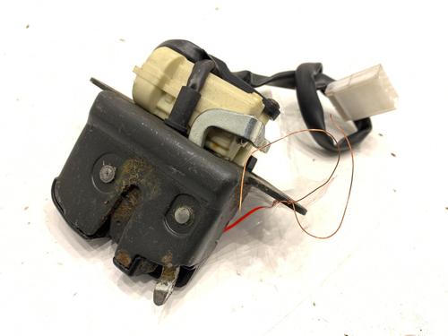 tailgate-lock-alfa-romeo-159-939_-2005-2006-2007-2008-2009-2010-2011-2012-39295841 main image