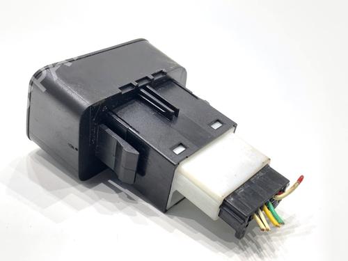 Switch TOYOTA AURIS (_E18_) 1.8 Hybrid (ZWE186_, ZWE186R) | BP39326665I30 - Image 3