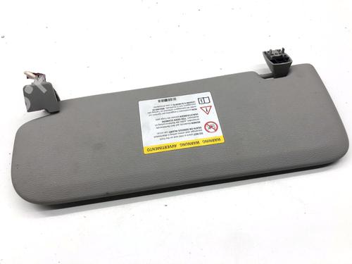 Used Right sun visor Right sun visor 39327359 39327359