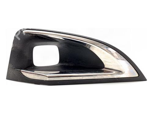 Used Grille Grille PEUGEOT 3008 II SUV (MC_, MR_, MJ_, M4_) 1.2 THP/ PureTech 130 (MRHNSM, MRHNSU, MRHNSJ, MRHNYW,... (131 hp) 40558199 40558199