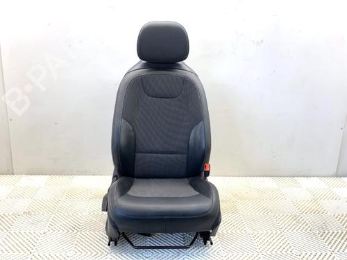 right-front-seat-kia-ev6-cv-2021-39340896 main image
