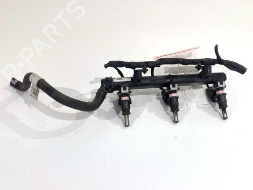 Used Injection rail Injection rail 39321857 39321857