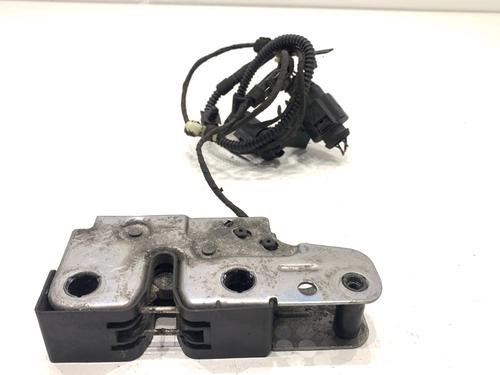 hood-lock-vw-passat-b7-variant-365-2010-2011-2012-2013-2014-2015-39322644 main image