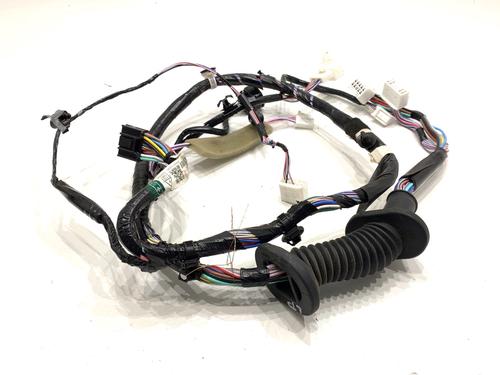 Used Wiring harness Wiring harness 39336944 39336944