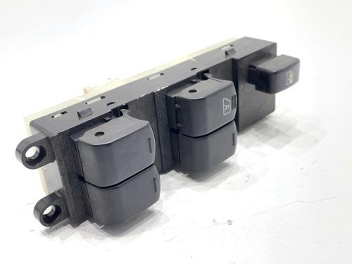 switch-nissan-note-e11-ne11-2005-2006-2007-2008-2009-2010-2011-2012-2013-39331069 main image