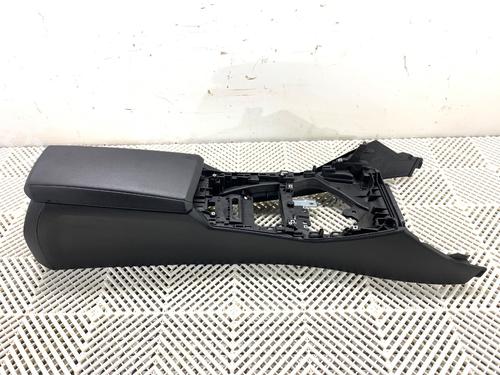 Used Middle console Middle console 39289655 39289655
