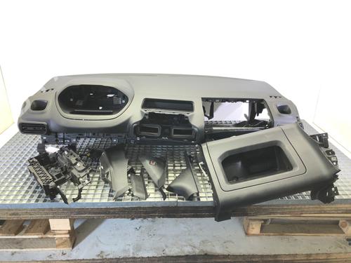 Used Dashboard Dashboard 39277624 39277624