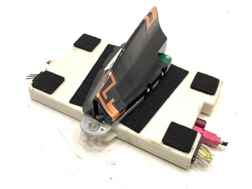 Used Antenna/Base Antenna/Base 39307949 39307949