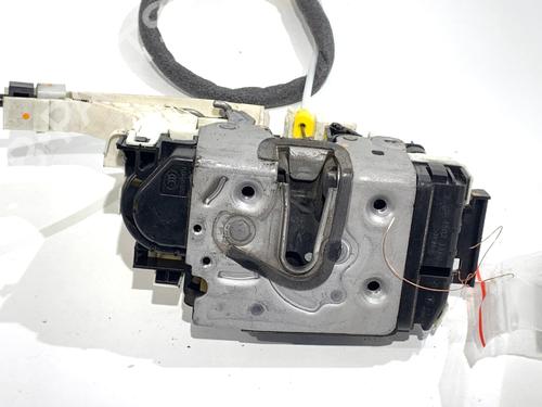 front-right-lock-vw-crafter-30-35-bus-2e_-2006-2007-2008-2009-2010-2011-2012-2013-2014-2015-2016-39310268 main image