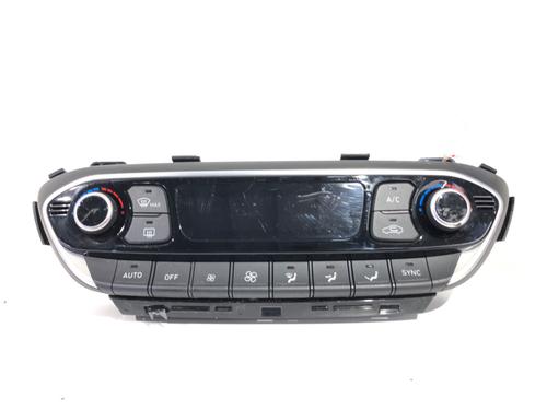 climate-control-hyundai-i30-estate-pde-2017-39289721 main image